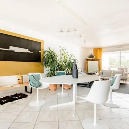 Elegance - Parc Bordelais Bed & Breakfast *