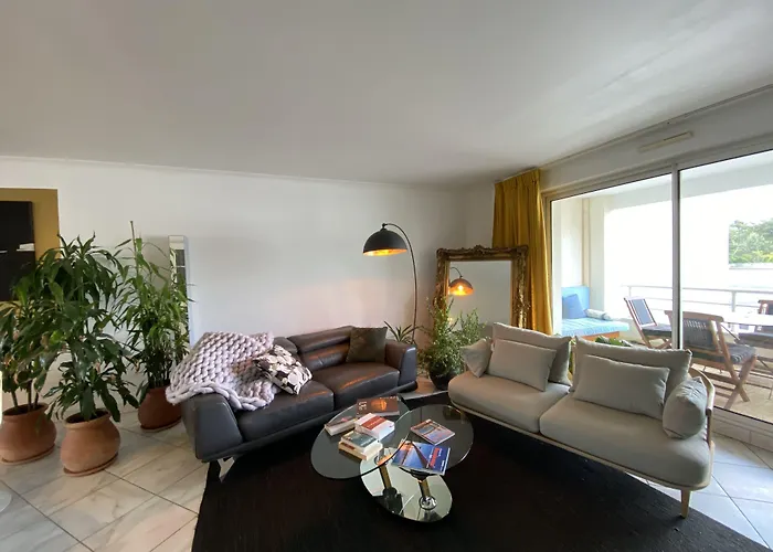 Elegance - Parc Bordelais Bed & Breakfast *