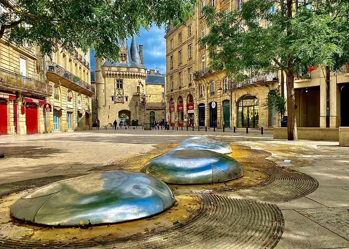 Alojamento de Acomodação e Pequeno-almoço Elegance - Parc Bordelais