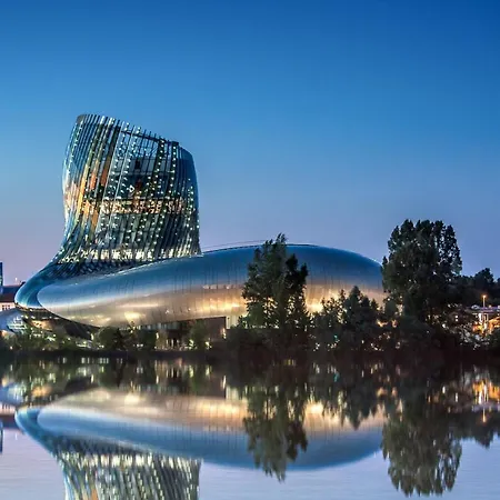 Elegance - Parc Bordelais Nocleg ze śniadaniem